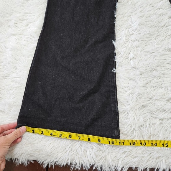 Elizabeth and James Sz 32 Classic Black High Rise Flare Leg Denim Jeans - Picture 5 of 9